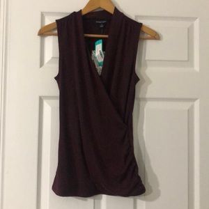 41 Hawthorn - Benni Wrap Front Ruched Knit Top Burgundy- Size Small